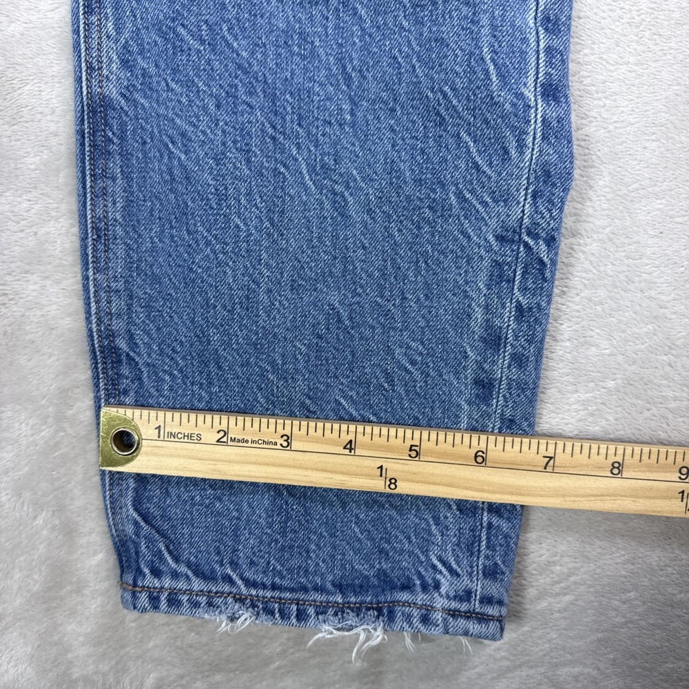 American Eagle Mom Jean Light Wash Distressed Denim Women's Size 8 Regular - Picture 10 of 10